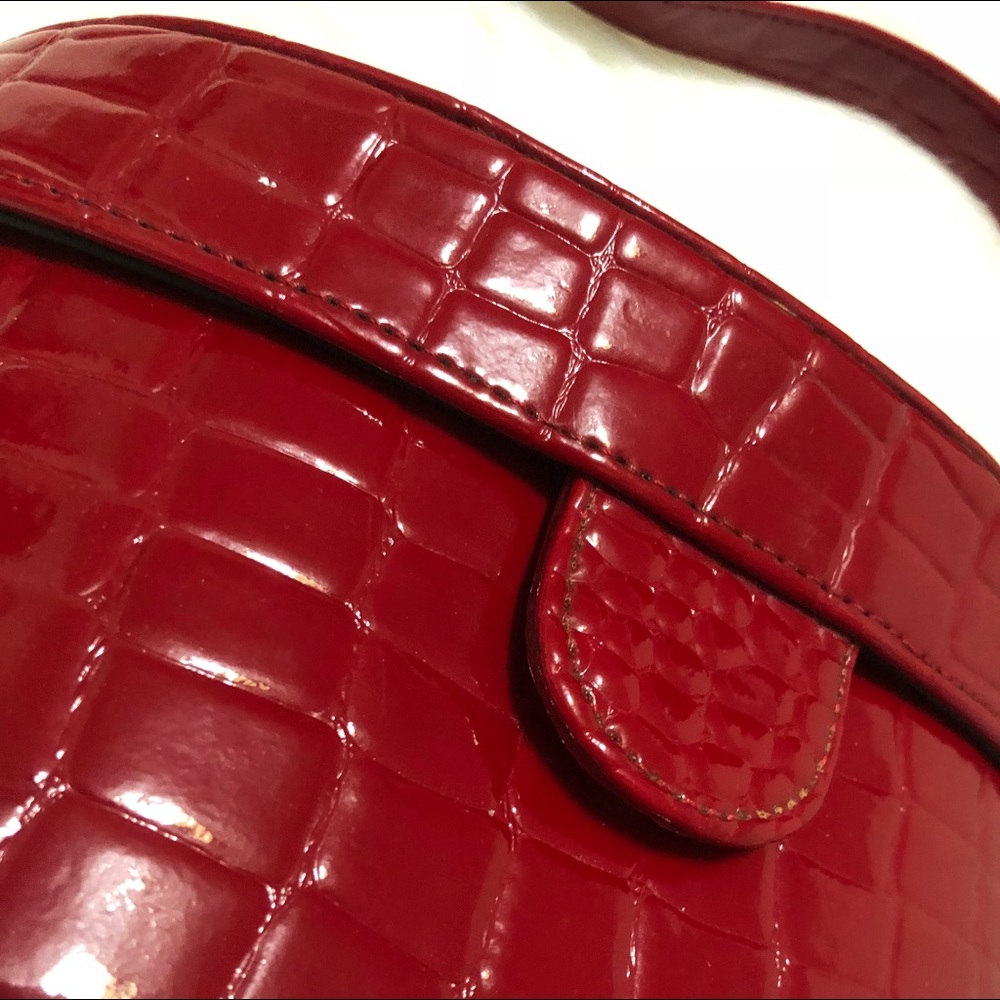 RED RATIO PURSE - Picture 2 of 5